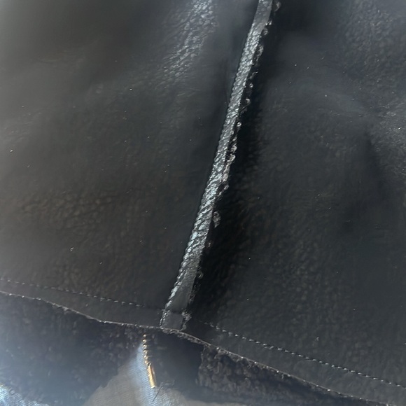 EUC faux leather jacket - Picture 7 of 7